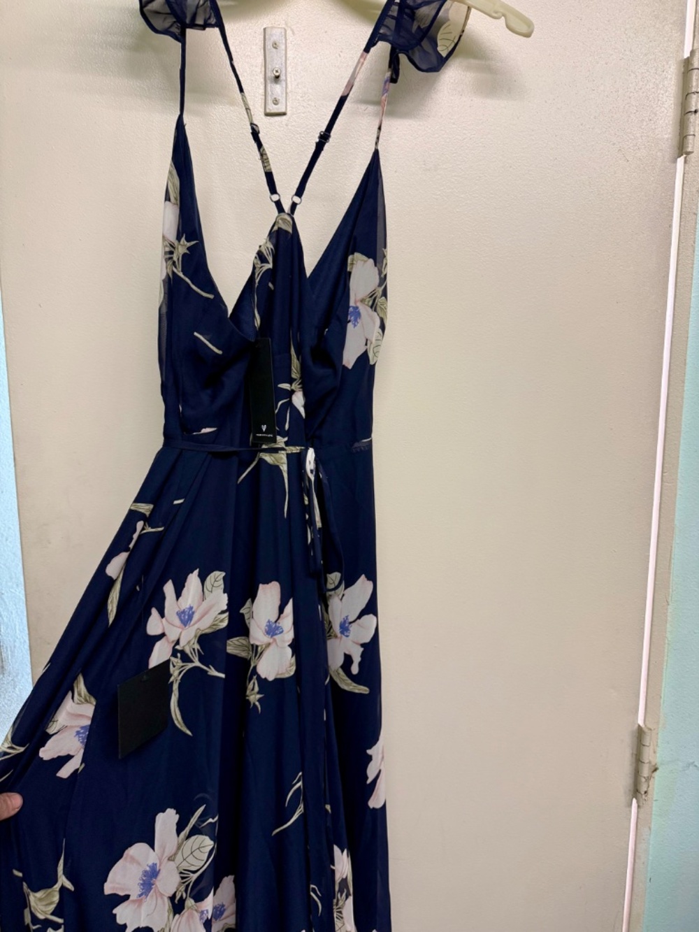 NWT Lulus Blue Floral Wrap Dress - Picture 5 of 6